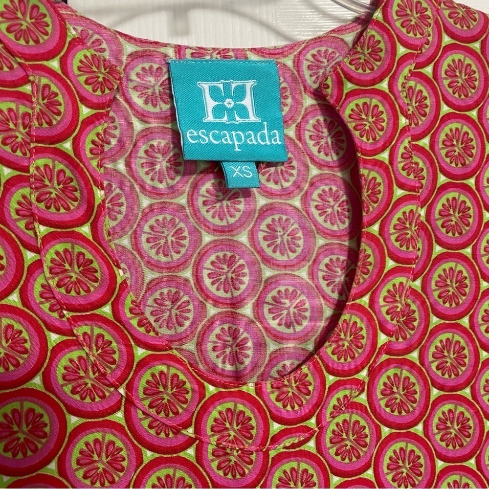 Escapada Living Ladies Dress w/ Belt - Picture 3 of 9